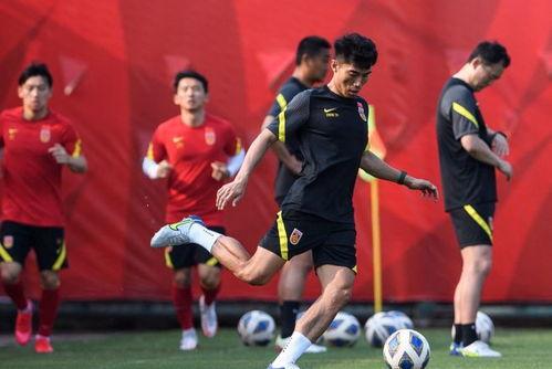 国足家长爆料新闻,揭秘国足备战背后的故事与挑战 第1张 国足家长爆料新闻,揭秘国足备战背后的故事与挑战 第1张